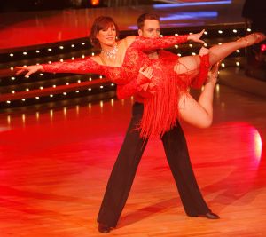 26-03-2006 SHOWBIZZ; DANCING WITH THE STARS 2006  IS WEER BEGONNEN. Het kijkcijver canon van RTL 4 is op 25 maart weer van start gegaan.Deelnemers v.l.n.r. zijn John de Wolf met Roemjana de Haan, Frits Sissing met Julie Fryer, Like van Lexmond met Remco Bastiaansen, Barbara de Loor met Marcus van Teijlingen, presentatoren Ron Brandsteder en Sylvana Simons. Maik de Boer met Charissa van Dipte, Myrna Goossen met Koen Jan Willem Brouwers, Winston Post met Euvgenia Parakhina en Edisillia Rombley met Peter Bosveld.
Foto; Albert den Iseger
