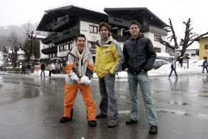 14-03-2006 SHOWBIZZ: TROS MUZIEKSPECTACLE VANUIT DE SNEEUW. Het Oosterrijkse Kirchberg was het decor van alweer een Tros muziekspecial van uit de sneeuw. Met medewerking oa. van Jan Smit-Belle Perez-Thomas Berge_Frans Bauer_Corry Konings en tal van andere Nederlandse sterren was het weer een groots feest. Vanaf woensdag 15 maart op TV. De grootste familie van Nederland deed zijn naam weer eer aan.
foto: Albert den Iseger.