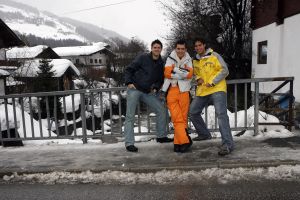 14-03-2006 SHOWBIZZ: TROS MUZIEKSPECTACLE VANUIT DE SNEEUW. Het Oosterrijkse Kirchberg was het decor van alweer een Tros muziekspecial van uit de sneeuw. Met medewerking oa. van Jan Smit-Belle Perez-Thomas Berge_Frans Bauer_Corry Konings en tal van andere Nederlandse sterren was het weer een groots feest. Vanaf woensdag 15 maart op TV. De grootste familie van Nederland deed zijn naam weer eer aan.
foto: Albert den Iseger.