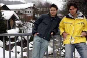 14-03-2006 SHOWBIZZ: TROS MUZIEKSPECTACLE VANUIT DE SNEEUW. Het Oosterrijkse Kirchberg was het decor van alweer een Tros muziekspecial van uit de sneeuw. Met medewerking oa. van Jan Smit-Belle Perez-Thomas Berge_Frans Bauer_Corry Konings en tal van andere Nederlandse sterren was het weer een groots feest. Vanaf woensdag 15 maart op TV. De grootste familie van Nederland deed zijn naam weer eer aan.
foto: Albert den Iseger.