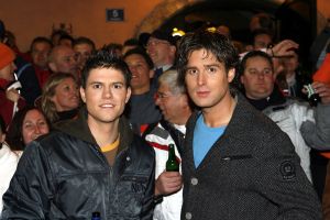 14-03-2006 SHOWBIZZ: TROS MUZIEKSPECTACLE VANUIT DE SNEEUW. Het Oosterrijkse Kirchberg was het decor van alweer een Tros muziekspecial van uit de sneeuw. Met medewerking oa. van Jan Smit-Belle Perez-Thomas Berge_Frans Bauer_Corry Konings en tal van andere Nederlandse sterren was het weer een groots feest. Vanaf woensdag 15 maart op TV. De grootste familie van Nederland deed zijn naam weer eer aan.
foto: Albert den Iseger.