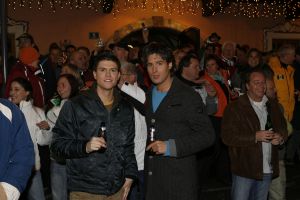14-03-2006 SHOWBIZZ: TROS MUZIEKSPECTACLE VANUIT DE SNEEUW. Het Oosterrijkse Kirchberg was het decor van alweer een Tros muziekspecial van uit de sneeuw. Met medewerking oa. van Jan Smit-Belle Perez-Thomas Berge_Frans Bauer_Corry Konings en tal van andere Nederlandse sterren was het weer een groots feest. Vanaf woensdag 15 maart op TV. De grootste familie van Nederland deed zijn naam weer eer aan.
foto: Albert den Iseger.