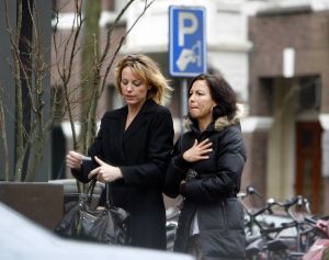 20-03-2006 SHOWBIZZ; MICKY HOOGENDIJK KRIJGT HOOFDROL IN NIEUWE NEDERLANDERSE  FILM. Micky gaat binnenkort de hoofdrol spelen in een nieuwe Nederlandse film. De 35 jarige Micky vindt het weer erg spannend weer een mooie rol te  gaan spelen. Vandaag was ze nog even met een vriendin aan het winkelen in Amsterdam en moest ook geloven aan de dure parkeertarieven.
foto: Albert den Iseger