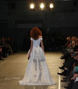08-03-2007 SHOWBIZZ; MONIQUE COLLIGNON PRESENTEERDE HAUTE COUTURE COLLECTIE VOORJAAR-ZOMER 2007. In de westelijke gasfabriek te Amsterdam kwamen meer dan 600 MC. fans genieten van een  klein avondje MC mode. De gesponcerde show door oa. AUDI -PUPA visagie- Rob Peetoom Hair en make up - Jacobus Toet Champagne- Calexis schoenen was er een om niet gauw te vergeten. Prachtige modellen een top lokatie, prachtige mode en MC fans die genoten. Na de show even netwerken met een heerlijk glas Champagne in de hand,wat wil men nog meer op een woensdagavond.
foto: Albert den Iseger.