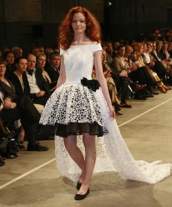 08-03-2007 SHOWBIZZ; MONIQUE COLLIGNON PRESENTEERDE HAUTE COUTURE COLLECTIE VOORJAAR-ZOMER 2007. In de westelijke gasfabriek te Amsterdam kwamen meer dan 600 MC. fans genieten van een  klein avondje MC mode. De gesponcerde show door oa. AUDI -PUPA visagie- Rob Peetoom Hair en make up - Jacobus Toet Champagne- Calexis schoenen was er een om niet gauw te vergeten. Prachtige modellen een top lokatie, prachtige mode en MC fans die genoten. Na de show even netwerken met een heerlijk glas Champagne in de hand,wat wil men nog meer op een woensdagavond.
foto: Albert den Iseger.