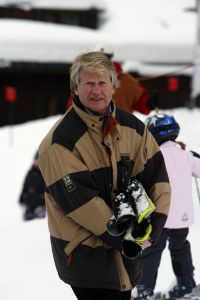 12-03-2007 SHOWBIZZ; BEKEND NERDERLAND IS WEER AANWEZIG IN DE OOSTENRIJKSE SKIGEBIEDEN. Van Noord naar Zuid en van Oost naar West zijn de Bn ers weer te vinden in de Oostenrijkse skigebieden. Veel sneeuw was er niet maar daarom deze te meer pret bij de after ski feesten.
foto: Albert den Iseger.