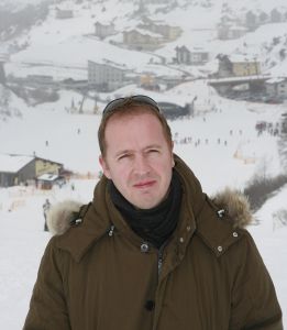 12-03-2007 SHOWBIZZ; BEKEND NERDERLAND IS WEER AANWEZIG IN DE OOSTENRIJKSE SKIGEBIEDEN. Van Noord naar Zuid en van Oost naar West zijn de Bn ers weer te vinden in de Oostenrijkse skigebieden. Veel sneeuw was er niet maar daarom deze te meer pret bij de after ski feesten.
foto: Albert den Iseger.