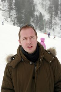12-03-2007 SHOWBIZZ; BEKEND NERDERLAND IS WEER AANWEZIG IN DE OOSTENRIJKSE SKIGEBIEDEN. Van Noord naar Zuid en van Oost naar West zijn de Bn ers weer te vinden in de Oostenrijkse skigebieden. Veel sneeuw was er niet maar daarom deze te meer pret bij de after ski feesten.
foto: Albert den Iseger.