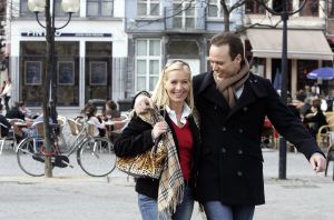 21-03-2007 SHOWBIZZ; FRANS BAUER 23 ECHTE KILO-S AFGEVALLEN EN IS EEN ANDER MENS GEWORDEN.Frans is via het Sonja Bakker dieet en veel te trainen en te sporten 23 kilo kwijt.Hij voelt zich herboren en verkeerd in een top conditie. Weekblad Prive ging met Frans en Mariska en paar dagen op stap en maakte de mooiste foto reportage. Het echte verhaal van Frans en Mariska en mooste foto-s morgen in uw Weekblad Prive.