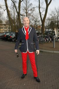 24-03-2007 SHOWBIZZ; DANIE BLES STYLING PRESENTS MIX EN MATCH IN HILTON. De Danie Bles summer tour is begonnen in het Hilton te Amsterdam. Frisse mode en vooral veel styling was de mix en match van Danie Bles in het Hilton.Druk was het wel vooral met mooie dames en weinig heren, drankjes waren voor eigen rekening en de winkels waren tijdens de gehele avond open voor de laatste mode snufjes,dus de vele dames gingen naar huis met goed gevulde Bles tassen.
foto: Albert den Iseger. 