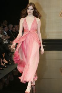 18-03-2007 SHOWBIZZ; ZAKEN VROUWEN HOUDEN VAN MOOIE MODE DUS VAN MART VISSER. Het Amsterdamse Hilton was weer bepalende lokatie voor het modebeeld van voorjaar-zomer 2007. Mart Visser bracht een wisselende show van zijn draagbare mode voor vooral de zakenvrouw, jong of oud. Ook diverse kamerleden waren weer aanwezig en allen droegen zij een creatie van Mart Visser. Zo liepen er rond Leatitia Griffith, Karien van Gennip,Ed Nijpels met partner Elsbeth Janmaat, Ans Markus,Christine Noordzij,Cees Dam, Gerrie van der Klei,Tineke de Groot en Mariette  Barnhoorn. 
foto: Albert den Iseger.