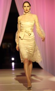 18-02-2008 POLITIEK; NEDERLANDS EN VLAAMSE CULTUURINVASIE IN HONGARIJE. De Hongaarse hoofdstad Budapest is tot 12 Maart het bruisende middelpunt van Nederlandse en Vlaamse cultuurmanifestaties. Prinses Margriet zo de opening verrichten maar belde helaas af in verband met ziekte. Prof.Mr. Pieter van Vollenhoven nam de honneus met verve waar. Tal van genodigden uit Belgie-Nederland en Hongarijewaren aanwezig. Addy van de Krommenacker gaf een daverende modeshow en Emily Bouwman glinsterende de gehele avond het was voor haar de eerste Hongaarse produktie die vlekkeloos verliep. 
foto: Albert den Iseger.