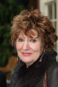 14-11-2007 SHOWBIZZ; AAT VELDHOEN VRAAGT HEDY d ANCONA TEN HUWELIJK. De erotische kunstenaar is dolverliefd op oud minister Hedy d Ancona en heeft haar al verschillende keren ten huwelijk gevraagd. 
foto: Albert den Iseger.