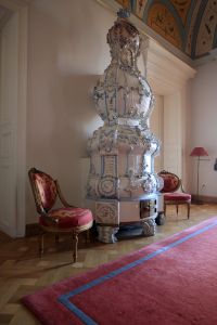 18-02-2008 POLITIEK; NEDERLANDS EN VLAAMSE CULTUURINVASIE IN HONGARIJE. De Hongaarse hoofdstad Budapest is tot 12 Maart het bruisende middelpunt van Nederlandse en Vlaamse cultuurmanifestaties. Prinses Margriet zo de opening verrichten maar belde helaas af in verband met ziekte. Prof.Mr. Pieter van Vollenhoven nam de honneus met verve waar. Tal van genodigden uit Belgie-Nederland en Hongarijewaren aanwezig. Addy van de Krommenacker gaf een daverende modeshow en Emily Bouwman glinsterende de gehele avond het was voor haar de eerste Hongaarse produktie die vlekkeloos verliep. 
foto: Albert den Iseger.