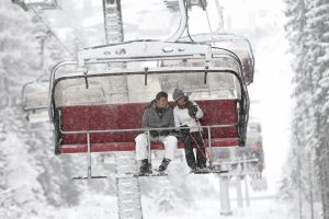 14-03-2008 SHOWBIZZ; JAN SMIT EN YOLANTHE CABAU VAN KASBERGEN VERTELLEN HUN VERHAAL IN FLACHAU. We gaan nog dit jaar trouwen als al onze werkzaamheden dit toelaten, anders word het echt volgend jaar.  Jan en Yolanthe waren met een paar vrienden op wintersport vakantie in Flachau. Het hele verhaal met prachtige foto-s deze week in uw weekblad Prive.
exclusieve foto-s : Albert den Iseger