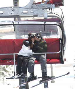 14-03-2008 SHOWBIZZ; JAN SMIT EN YOLANTHE CABAU VAN KASBERGEN VERTELLEN HUN VERHAAL IN FLACHAU. We gaan nog dit jaar trouwen als al onze werkzaamheden dit toelaten, anders word het echt volgend jaar.  Jan en Yolanthe waren met een paar vrienden op wintersport vakantie in Flachau. Het hele verhaal met prachtige foto-s deze week in uw weekblad Prive.
exclusieve foto-s : Albert den Iseger