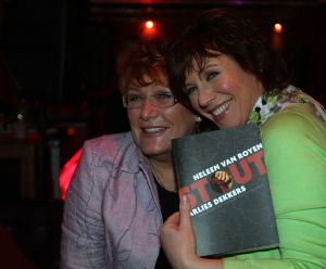 22-02-2008 SHOWBIZZ; MYRNA GOOSSEN VIERT FEESTJE OM  EIGEN KINDER BOEKJE.
Foto: Albert den Iseger