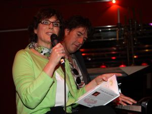 22-02-2008 SHOWBIZZ; MYRNA GOOSSEN VIERT FEESTJE OM  EIGEN KINDER BOEKJE.
Foto: Albert den Iseger