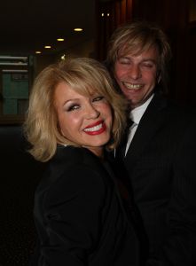 02-03-2008 SHOWBIZZ; VOORJAARSMODESHOW PAUL SCHULTEN IN HOTEL OKURA TE AMSTERDAM. Vele prominenten waren weer gekomen naar het  Okura Hotel om weer te genieten van een heerlijke en mooie modeshow van Paul Schulten.
foto: Albert den Iseger.