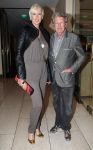 10-03-2009 SHOWBIZZ; MART VISSER LAAT IEDEREEN WEGDROMEN MET ZWOELE ZOMERMODE. Het Amsterdamse Hilton Hotel was weer top de Brood Top gevuld. Iedereen wuifde de zorgen even weg en waande zich in een tropische paradijs met wapperde zomermode. Tal van prominenten waren van de partij oa. Jan en Monique des Bouvrie- Cor en Hansje Boonstra- Hans en Irene Schreuder-Ingrid Staal-Judith Wiersma en natuurlijk Leatitia Griffith. 
foto: Albert den Iseger.