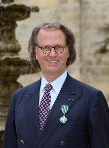 12-03-2009 SHOWBIZZ; ANDRE RIEU 59 EN ZIJN VROUW MARJORIE WORDEN STRAKS OPA EN OMA. Hun zoon Pierre en zijn vrouw Eefke verwachten hun eerste kindje. 
foto: Albert den Iseger.