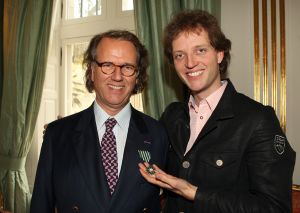 12-03-2009 SHOWBIZZ; ANDRE RIEU 59 EN ZIJN VROUW MARJORIE WORDEN STRAKS OPA EN OMA. Hun zoon Pierre en zijn vrouw Eefke verwachten hun eerste kindje. 
foto: Albert den Iseger.