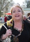 01-04-2009 SHOWBIZZ; 1000 PRIVE LEZERS HADDEN VEEL PLEZIER IN PRETPARK DE EFTELING. Afgelopen zondag organiseerde Princess een dagje uit in de Efteling. Meer dan 1000 Prive lezers waren ook uitgenodigd om een dagje te genieten van de meest spannende attracties van de Efteling. Gastheer Aad Ouborg had in totaal meer dan 19000 mensen uitgenodigd om te gaan genieten van alle plezier wat de Efteling te bieden heeft voor jong en oud. Het zonnetje scheen en het was prachtig weer om samen met talloze BNers op de foto te gaan. De wachttijden waren soms te lang bij de attracties maar je hoorde er niemand over klagen. De meeste mensen gingen naar huis met een foto van een van de BNers en dat alleen al maakte hun dag tot een onvergetelijke.
foto: Albert den Iseger.