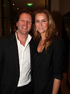 06-03-2010 SHOWBIZZ; MART VISSER MET VOORJAARSMODE 2010 IN HET CHIQUE HILTON AMSTERDAM.
foto: Albert den Iseger