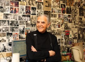 26-03-2011 SHOWBIZZ; AD VAN DER GEIN WORD 18 MEI A.S. 89 JAAR OUD. De oprichter van het Cocktail Trio dat vele hits scoorde in Nederland word binnenkort 89 jaar oud en speelt nog elke dag piano. Ook treed hij nog regelmatig op met het Cocktail Trio maar met een andere bezetting daar Carel Alberts en Tony More inmiddels zijn overleden. Ad van der Gein schreef vele bekende hits oa. voor Ria Valk en Willeke Alberti. 
foto: Albert den Iseger