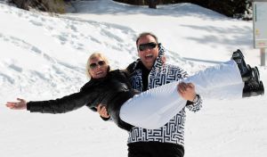01-04-2011 SHOWBIZZ; STERREN VIEREN WINTERSPORTVAKANTIE IN LERMOOS TE OOSTENRIJK. Frans Bauer_ Sieneke_De Gebroeders Ko_Gerard Joling_Frans Duijts_Rene Schuurmans_Grad Damen_Jannes_Alex en Marianne Weber hadden meer dan plezier in het prachtige Lermoos. De Tros nam daar het programma TROS muziekfeest in de sneeuw op. Wat vrijdag  1 April word uitgezonden.
foto: Albert den Iseger.