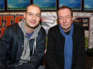 03-03-2011 SHOWBIZZ; DUTCH VALLEY HET NIEUWE MUZIEKFESTIVAL IN DE OPEN LUCHT.
Zaterdag 13 Augustus begint het nieuwste muziekfestival van Nederland met het beste van Nederlandse bodem. Vanaf 13.00 uur treden de beste artiesten van Nederland op in Velsen Valley Spaarnwoude.De perspresentatie vondt plaats in de lucht.
foto: Albert den Iseger