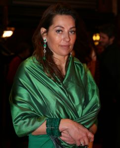 19-03-2013 SHOWBIZZ; NAJIB AMHALI IS VALENTINO IN NIEUWE NEDERLANDSE FAMILIE FILM. 
Valentino 39 jaar is een succesvolle Italiaanse Maserati-verkoper en heeft een relatie met Monique, de dochter van zijn baas. Hij staat op het punt promotie te maken en met zijn grote liefde te trouwen. Maar Valentino heeft een probleem; hij is namelijk geen Italiaan. Als zijn vader een hartaanval krijgt, doet hij een emotioneel beroep op zijn zoon. Valentino stemt in, maar al snel dreigt zijn promotie tot directeur hierdoor volledig in het water te vallen. En erger nog; door alle smoezen begint Monique te twijfelen aan zijn liefde. Om de vrouw van zijn dromen te behouden, zal Valentino zijn Italiaanse masker af moeten zetten. Wij waren bij de premiere in  PaltheTuschinski te Amsterdam en zagen een aantal BN ers de rode loper betreden.
Foto: Albert den Iseger.