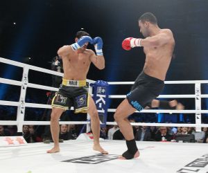 20-03-2013 SPORT; BADR HARI VOOR HET EERST WEER IN DE RING BIJ K-1 GEVECHT IN ZAGREB. Na een korte periode van veel trainen stond Badr Hari weer in de ring in de ARENA van Zagreb. Estelle-Maxime en Joelle waren mee om Badr toe te juichen. Helaas liep Badr in de eerste ronde een heftige  blessure op zodat hij niet verder kon naar de eventuele finale plaats.
foto: Albert den Iseger.