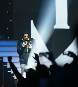 20-03-2013 SPORT; BADR HARI VOOR HET EERST WEER IN DE RING BIJ K-1 GEVECHT IN ZAGREB. Na een korte periode van veel trainen stond Badr Hari weer in de ring in de ARENA van Zagreb. Estelle-Maxime en Joelle waren mee om Badr toe te juichen. Helaas liep Badr in de eerste ronde een heftige  blessure op zodat hij niet verder kon naar de eventuele finale plaats.
foto: Albert den Iseger.
