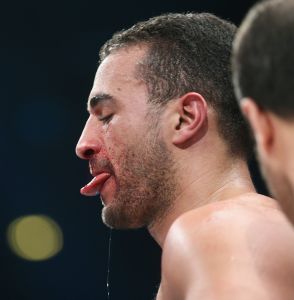 20-03-2013 SPORT; BADR HARI VOOR HET EERST WEER IN DE RING BIJ K-1 GEVECHT IN ZAGREB. Na een korte periode van veel trainen stond Badr Hari weer in de ring in de ARENA van Zagreb. Estelle-Maxime en Joelle waren mee om Badr toe te juichen. Helaas liep Badr in de eerste ronde een heftige  blessure op zodat hij niet verder kon naar de eventuele finale plaats.
foto: Albert den Iseger.