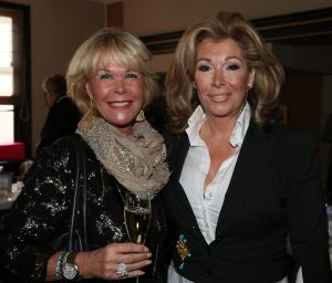 20-03-2013 SHOWBIZZ; OP DE JAARLIJKSE NANNIC PARTY WON ANTJE MONTERO DE AWARD. 
Tijdens de jaarlijkse Nannic Lunch wordt altijd een prijs uitgereikt voor aan een bekende vrouw die verantwoordelijkheid neemt voor haar eigen leven en voor haar omgeving. En dit jaar was dat Antje Monteiro.
foto: Albert den Iseger.