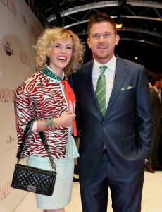 19-03-2013 SHOWBIZZ; NAJIB AMHALI IS VALENTINO IN NIEUWE NEDERLANDSE FAMILIE FILM. 
Valentino 39 jaar is een succesvolle Italiaanse Maserati-verkoper en heeft een relatie met Monique, de dochter van zijn baas. Hij staat op het punt promotie te maken en met zijn grote liefde te trouwen. Maar Valentino heeft een probleem; hij is namelijk geen Italiaan. Als zijn vader een hartaanval krijgt, doet hij een emotioneel beroep op zijn zoon. Valentino stemt in, maar al snel dreigt zijn promotie tot directeur hierdoor volledig in het water te vallen. En erger nog; door alle smoezen begint Monique te twijfelen aan zijn liefde. Om de vrouw van zijn dromen te behouden, zal Valentino zijn Italiaanse masker af moeten zetten. Wij waren bij de premiere in  PaltheTuschinski te Amsterdam en zagen een aantal BN ers de rode loper betreden.
Foto: Albert den Iseger.