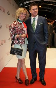19-03-2013 SHOWBIZZ; NAJIB AMHALI IS VALENTINO IN NIEUWE NEDERLANDSE FAMILIE FILM. 
Valentino 39 jaar is een succesvolle Italiaanse Maserati-verkoper en heeft een relatie met Monique, de dochter van zijn baas. Hij staat op het punt promotie te maken en met zijn grote liefde te trouwen. Maar Valentino heeft een probleem; hij is namelijk geen Italiaan. Als zijn vader een hartaanval krijgt, doet hij een emotioneel beroep op zijn zoon. Valentino stemt in, maar al snel dreigt zijn promotie tot directeur hierdoor volledig in het water te vallen. En erger nog; door alle smoezen begint Monique te twijfelen aan zijn liefde. Om de vrouw van zijn dromen te behouden, zal Valentino zijn Italiaanse masker af moeten zetten. Wij waren bij de premiere in  PaltheTuschinski te Amsterdam en zagen een aantal BN ers de rode loper betreden.
Foto: Albert den Iseger.