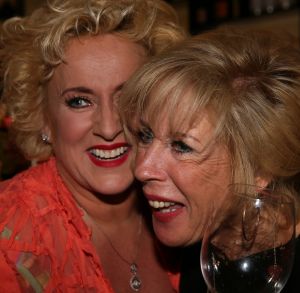 20-03-2013 SHOWBIZZ; OP DE JAARLIJKSE NANNIC PARTY WON ANTJE MONTERO DE AWARD. 
Tijdens de jaarlijkse Nannic Lunch wordt altijd een prijs uitgereikt voor aan een bekende vrouw die verantwoordelijkheid neemt voor haar eigen leven en voor haar omgeving. En dit jaar was dat Antje Monteiro.
foto: Albert den Iseger.