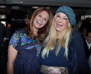 20-03-2013 SHOWBIZZ; OP DE JAARLIJKSE NANNIC PARTY WON ANTJE MONTERO DE AWARD. 
Tijdens de jaarlijkse Nannic Lunch wordt altijd een prijs uitgereikt voor aan een bekende vrouw die verantwoordelijkheid neemt voor haar eigen leven en voor haar omgeving. En dit jaar was dat Antje Monteiro.
foto: Albert den Iseger.