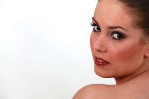 03-03-2013 ONDERWIJS; HAARLEMSE AKADEMIE HEEFT WEER 1 STE FOTOSHOOT VAN BEGINNENDE VISAGISTEN EN HUN MODELLEN. Het was weer heel gezellig druk in de studio van de HAARLEMSE AKADEMIE, de cursisten hadden hun eerste foto shoot met als opdracht BRUIDS  make up en een GALA make up. 
foto: Albert den Iseger.