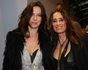 19-03-2013 SHOWBIZZ; NAJIB AMHALI IS VALENTINO IN NIEUWE NEDERLANDSE FAMILIE FILM. 
Valentino 39 jaar is een succesvolle Italiaanse Maserati-verkoper en heeft een relatie met Monique, de dochter van zijn baas. Hij staat op het punt promotie te maken en met zijn grote liefde te trouwen. Maar Valentino heeft een probleem; hij is namelijk geen Italiaan. Als zijn vader een hartaanval krijgt, doet hij een emotioneel beroep op zijn zoon. Valentino stemt in, maar al snel dreigt zijn promotie tot directeur hierdoor volledig in het water te vallen. En erger nog; door alle smoezen begint Monique te twijfelen aan zijn liefde. Om de vrouw van zijn dromen te behouden, zal Valentino zijn Italiaanse masker af moeten zetten. Wij waren bij de premiere in  PaltheTuschinski te Amsterdam en zagen een aantal BN ers de rode loper betreden.
Foto: Albert den Iseger.