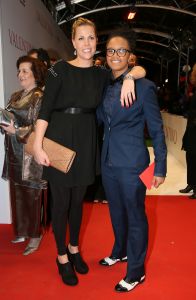 19-03-2013 SHOWBIZZ; NAJIB AMHALI IS VALENTINO IN NIEUWE NEDERLANDSE FAMILIE FILM. 
Valentino 39 jaar is een succesvolle Italiaanse Maserati-verkoper en heeft een relatie met Monique, de dochter van zijn baas. Hij staat op het punt promotie te maken en met zijn grote liefde te trouwen. Maar Valentino heeft een probleem; hij is namelijk geen Italiaan. Als zijn vader een hartaanval krijgt, doet hij een emotioneel beroep op zijn zoon. Valentino stemt in, maar al snel dreigt zijn promotie tot directeur hierdoor volledig in het water te vallen. En erger nog; door alle smoezen begint Monique te twijfelen aan zijn liefde. Om de vrouw van zijn dromen te behouden, zal Valentino zijn Italiaanse masker af moeten zetten. Wij waren bij de premiere in  PaltheTuschinski te Amsterdam en zagen een aantal BN ers de rode loper betreden.
Foto: Albert den Iseger.