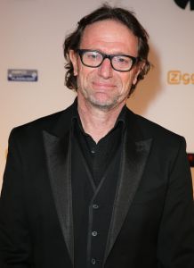 03-03-2014 SHOWBIZZ; JOHN DE MOL ONDER INDRUK VAN TV BEELDEN GALA. John de Mol was zeer positief over de wijze waarop de TV BEELDEN maandag zijn uitgereikt.Het gala was groter opgezet dat ik gedacht had. Ze hebben er echt werk van gemaakt. Alleen de media was teleurgesteld in de wijze van hun werken. Ze mochten bijna niks fotograferen en de verslaggevers werd geen tijd gegund om te interviewen. Misschien volgend jaar beter.
foto: Albert den Iseger.