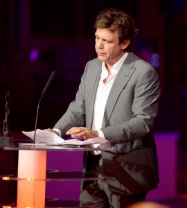 03-03-2014 SHOWBIZZ; JOHN DE MOL ONDER INDRUK VAN TV BEELDEN GALA. John de Mol was zeer positief over de wijze waarop de TV BEELDEN maandag zijn uitgereikt.Het gala was groter opgezet dat ik gedacht had. Ze hebben er echt werk van gemaakt. Alleen de media was teleurgesteld in de wijze van hun werken. Ze mochten bijna niks fotograferen en de verslaggevers werd geen tijd gegund om te interviewen. Misschien volgend jaar beter.
foto: Albert den Iseger.