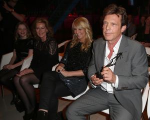 03-03-2014 SHOWBIZZ; JOHN DE MOL ONDER INDRUK VAN TV BEELDEN GALA. John de Mol was zeer positief over de wijze waarop de TV BEELDEN maandag zijn uitgereikt.Het gala was groter opgezet dat ik gedacht had. Ze hebben er echt werk van gemaakt. Alleen de media was teleurgesteld in de wijze van hun werken. Ze mochten bijna niks fotograferen en de verslaggevers werd geen tijd gegund om te interviewen. Misschien volgend jaar beter.
foto: Albert den Iseger.