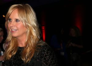03-03-2014 SHOWBIZZ; JOHN DE MOL ONDER INDRUK VAN TV BEELDEN GALA. John de Mol was zeer positief over de wijze waarop de TV BEELDEN maandag zijn uitgereikt.Het gala was groter opgezet dat ik gedacht had. Ze hebben er echt werk van gemaakt. Alleen de media was teleurgesteld in de wijze van hun werken. Ze mochten bijna niks fotograferen en de verslaggevers werd geen tijd gegund om te interviewen. Misschien volgend jaar beter.
foto: Albert den Iseger.