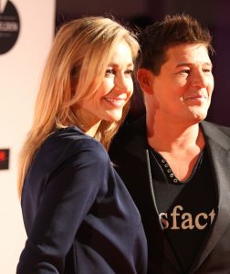 03-03-2014 SHOWBIZZ; JOHN DE MOL ONDER INDRUK VAN TV BEELDEN GALA. John de Mol was zeer positief over de wijze waarop de TV BEELDEN maandag zijn uitgereikt.Het gala was groter opgezet dat ik gedacht had. Ze hebben er echt werk van gemaakt. Alleen de media was teleurgesteld in de wijze van hun werken. Ze mochten bijna niks fotograferen en de verslaggevers werd geen tijd gegund om te interviewen. Misschien volgend jaar beter.
foto: Albert den Iseger.