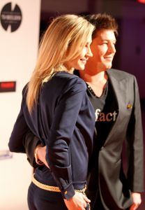 03-03-2014 SHOWBIZZ; JOHN DE MOL ONDER INDRUK VAN TV BEELDEN GALA. John de Mol was zeer positief over de wijze waarop de TV BEELDEN maandag zijn uitgereikt.Het gala was groter opgezet dat ik gedacht had. Ze hebben er echt werk van gemaakt. Alleen de media was teleurgesteld in de wijze van hun werken. Ze mochten bijna niks fotograferen en de verslaggevers werd geen tijd gegund om te interviewen. Misschien volgend jaar beter.
foto: Albert den Iseger.