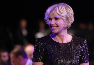 27-03-2015 SHOWBIZZ; STICHTING HULPHOND HAALT MEGA BEDRAG VAN �539.000.00 OP. Hulphond Nederland bestaat al 30 jaar. Nu was er weer een groot gala feest in Studio 21 te Hilversum. Vele prominenten waren gekomen uit zakelijk NL. Veiling meester JOB UBBENS wist met 15 kavels een mega bedrag op te halen waar HULPHOND NL weer mooie dingen mee kan gaan doen.
foto: Albert den Iseger